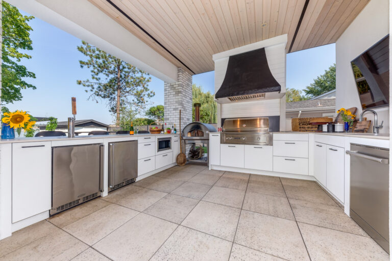 Seasons Okanagan-Kinloch