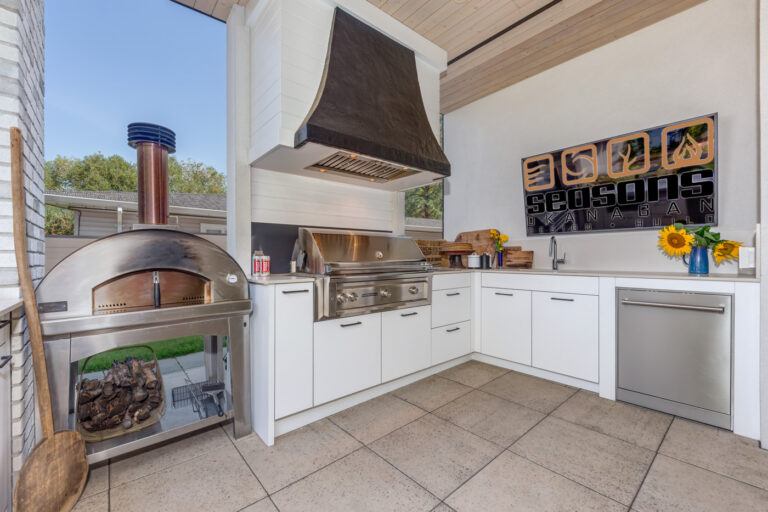 Seasons Okanagan-Kinloch