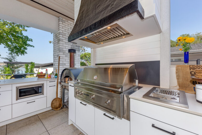 Seasons Okanagan-Kinloch