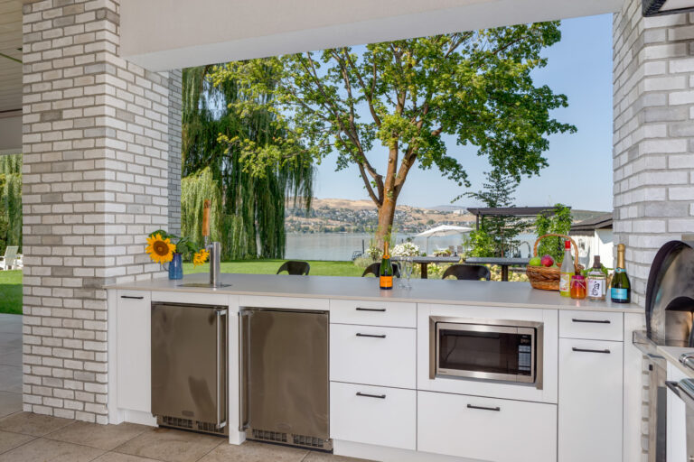 Seasons Okanagan-Kinloch