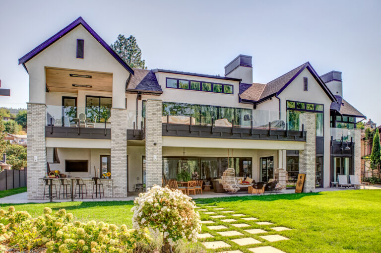 Seasons Okanagan-Kinloch