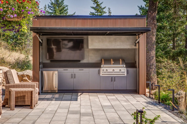 Seasons Okanagan-Suggit