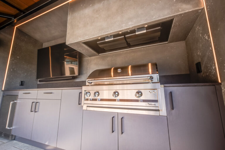 Seasons Okanagan-Suggit