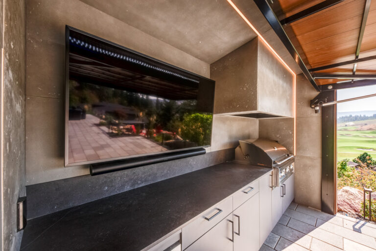 Seasons Okanagan-Suggit