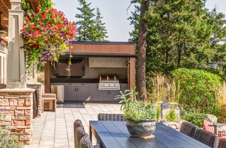 Seasons Okanagan-Suggit