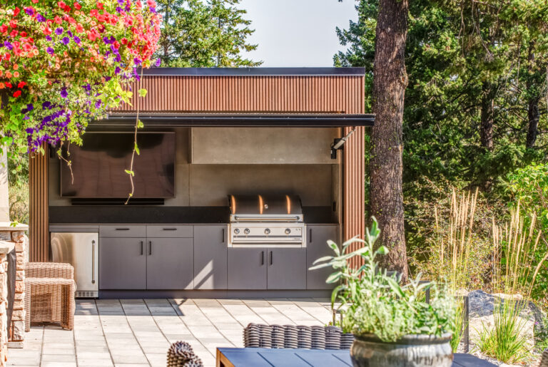 Seasons Okanagan-Suggit