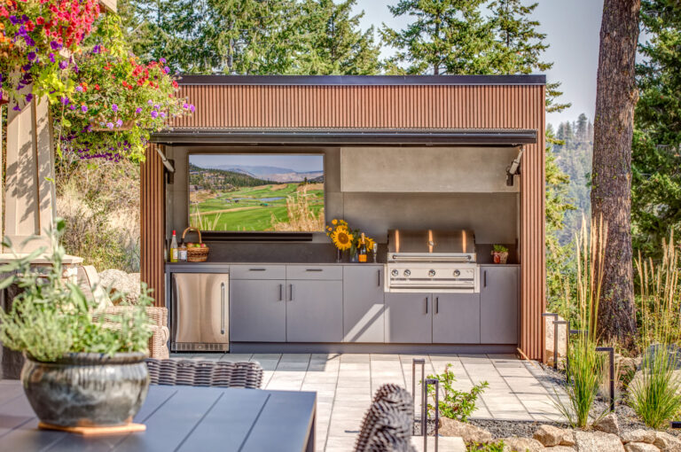 Seasons Okanagan-Suggit