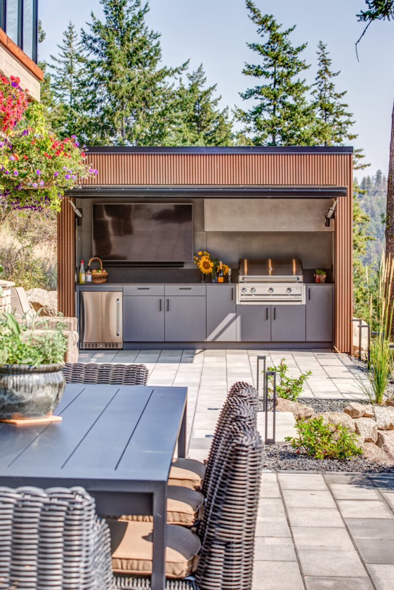 Seasons Okanagan-Suggit