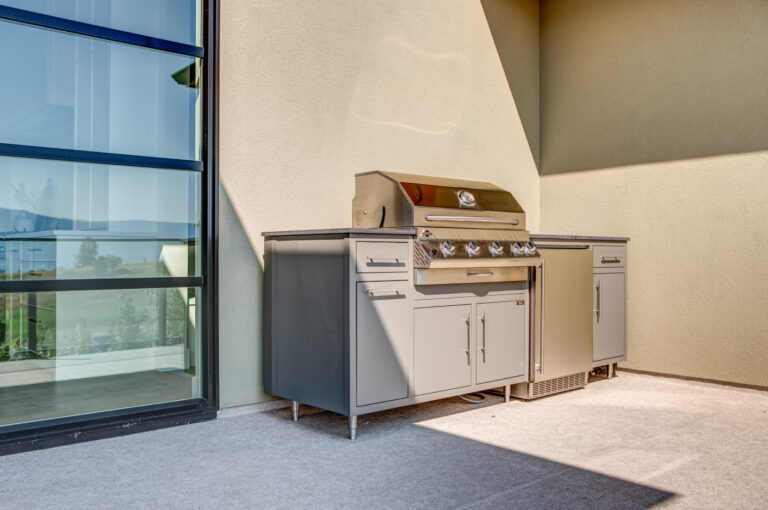 Seasons Okanagan-Suggit