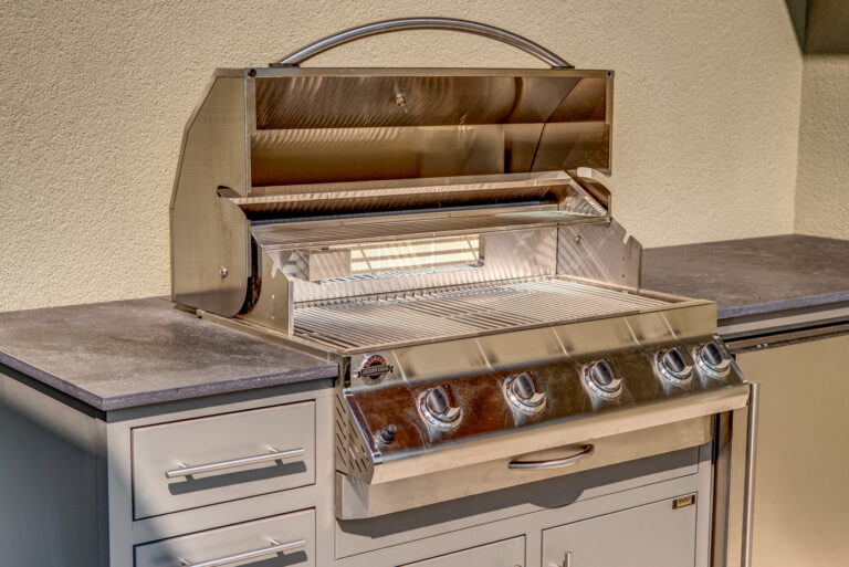 Seasons Okanagan-Suggit