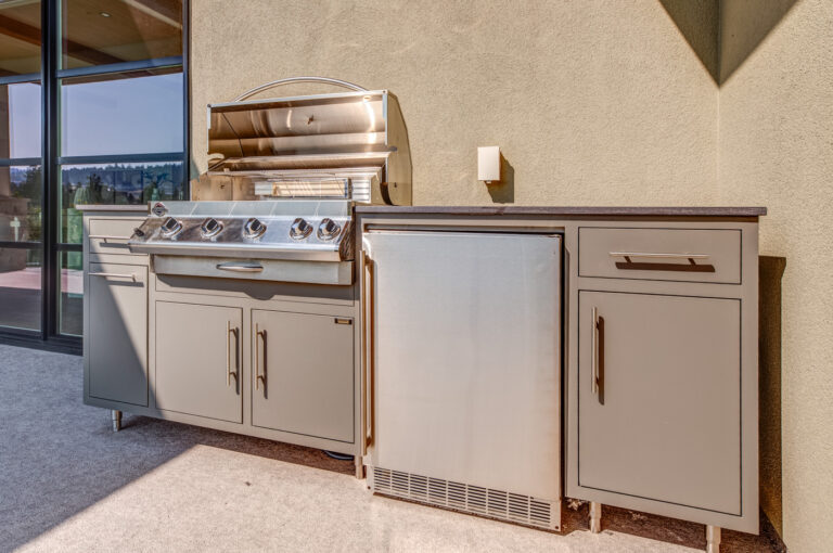 Seasons Okanagan-Suggit