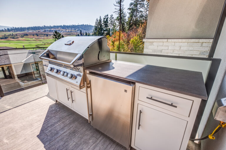 Seasons Okanagan-Suggit