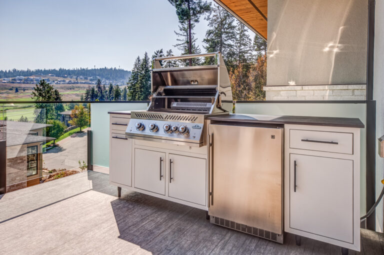 Seasons Okanagan-Suggit