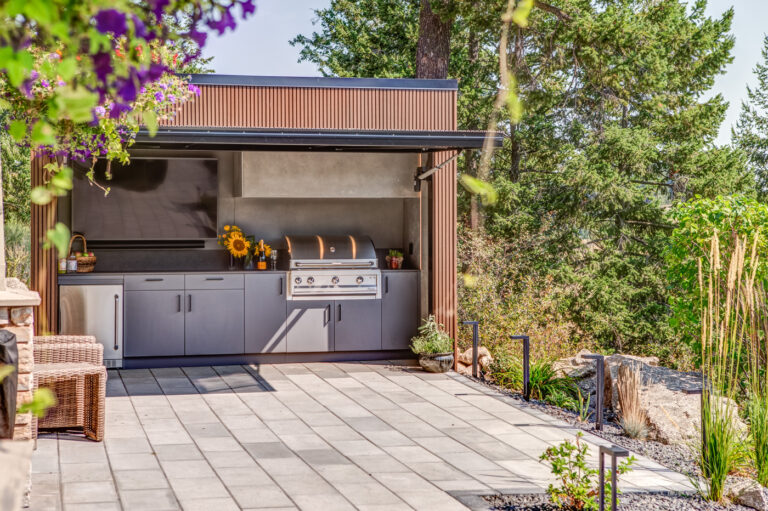 Seasons Okanagan-Suggit