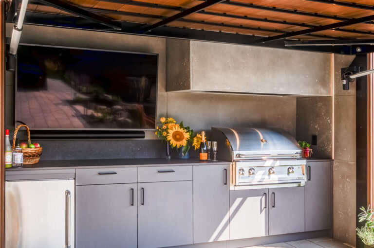 Seasons Okanagan-Suggit