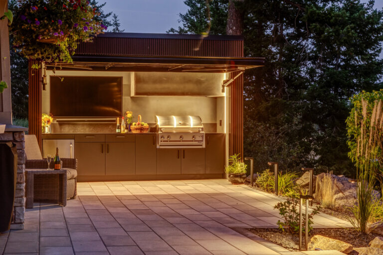 Seasons Okanagan-Suggit