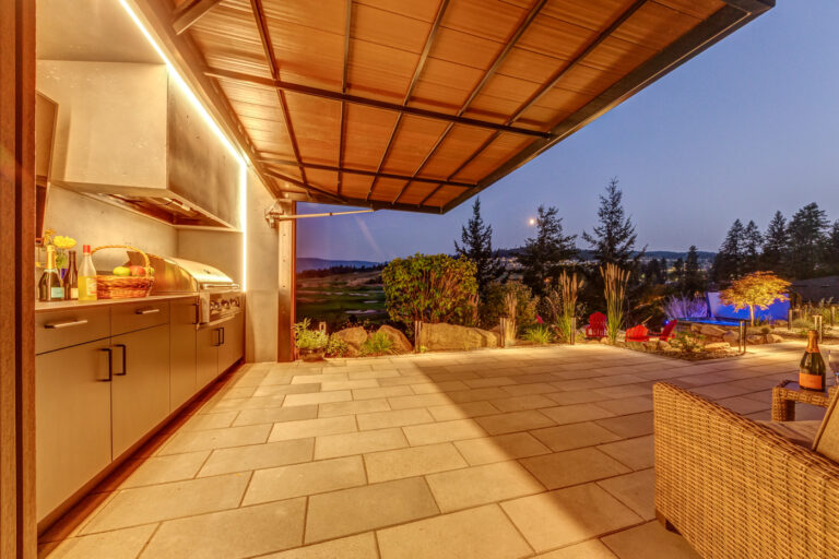 Seasons Okanagan-Suggit