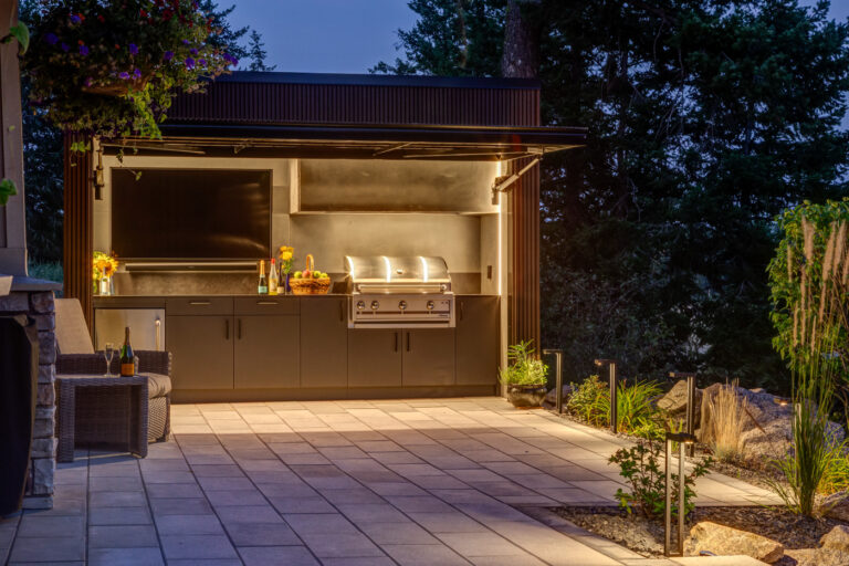 Seasons Okanagan-Suggit