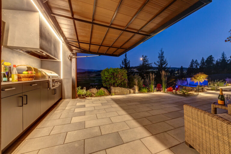 Seasons Okanagan-Suggit